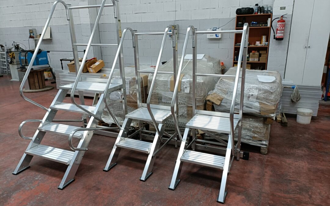 Carro industrial de aluminio (Cantabria Labs)